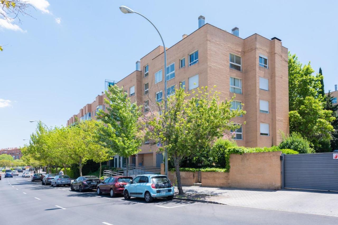 Los Robles Stylish & Modern Apartmenst In مدريد المظهر الخارجي الصورة